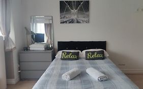 Studio On Golders Green Road